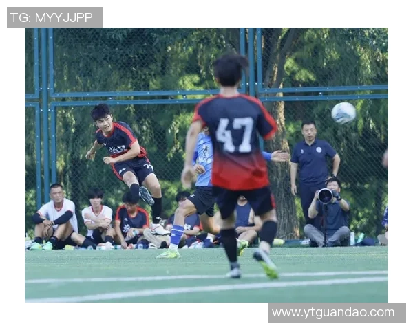 淮安足球队崛起之路与当地球星的辉煌历程揭秘