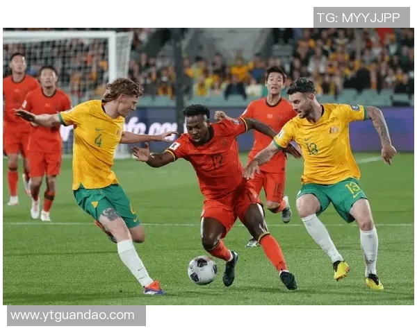 美国球星观看中国足球比赛直播表达兴趣并分享感受引发热议