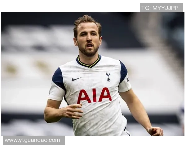 聚焦绿茵球场风云人物探索世界足坛帅气球星魅力与传奇故事