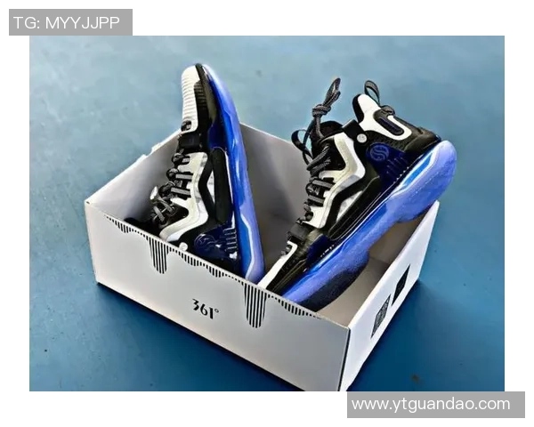 足球球星如何挑选专属战靴 解密顶级运动鞋对球员表现的影响