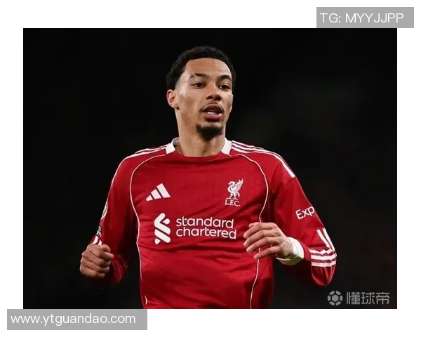 长得皮肤白皙的足球明星们有哪些你知道的他们是如何成名的